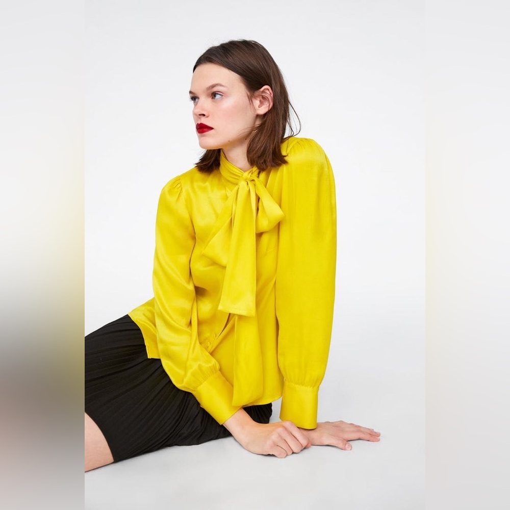 Zara yellow satin viscose neck bow tie detail button up blouse, size medium